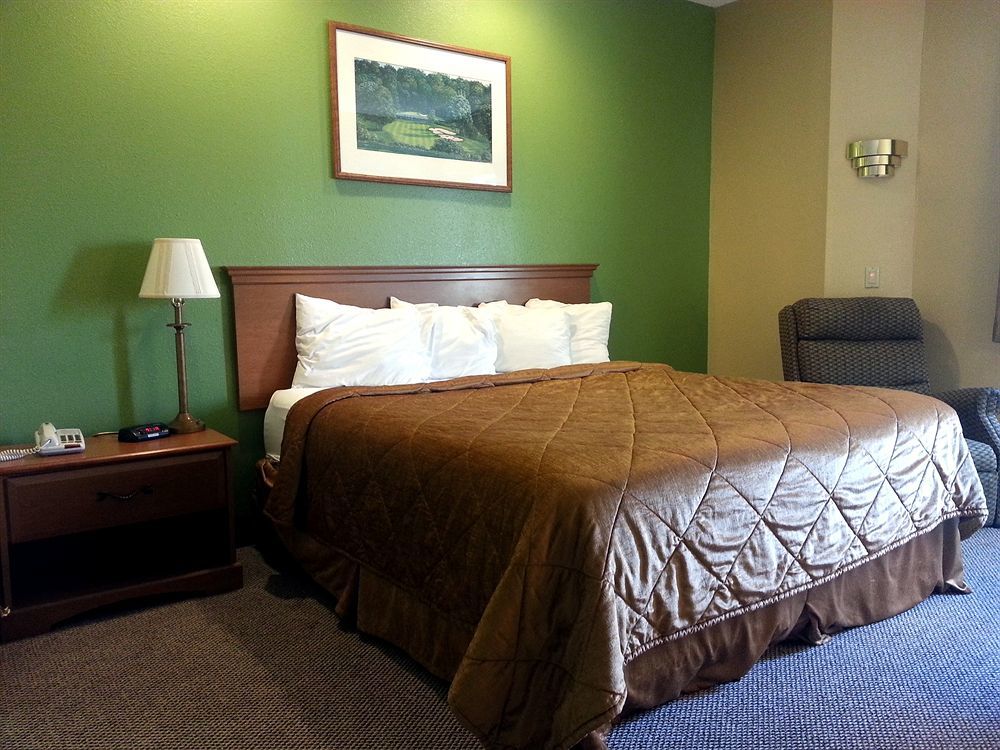 Econo Lodge Inn & Suites Peoria Illinois Eksteriør billede